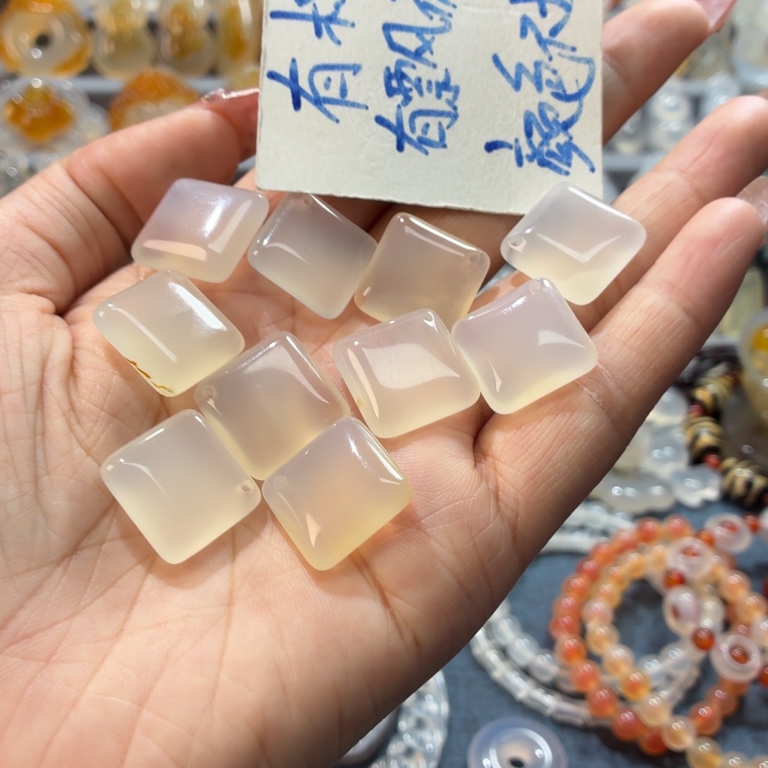 玛瑙/玉髓未镶嵌吊坠(不含链)