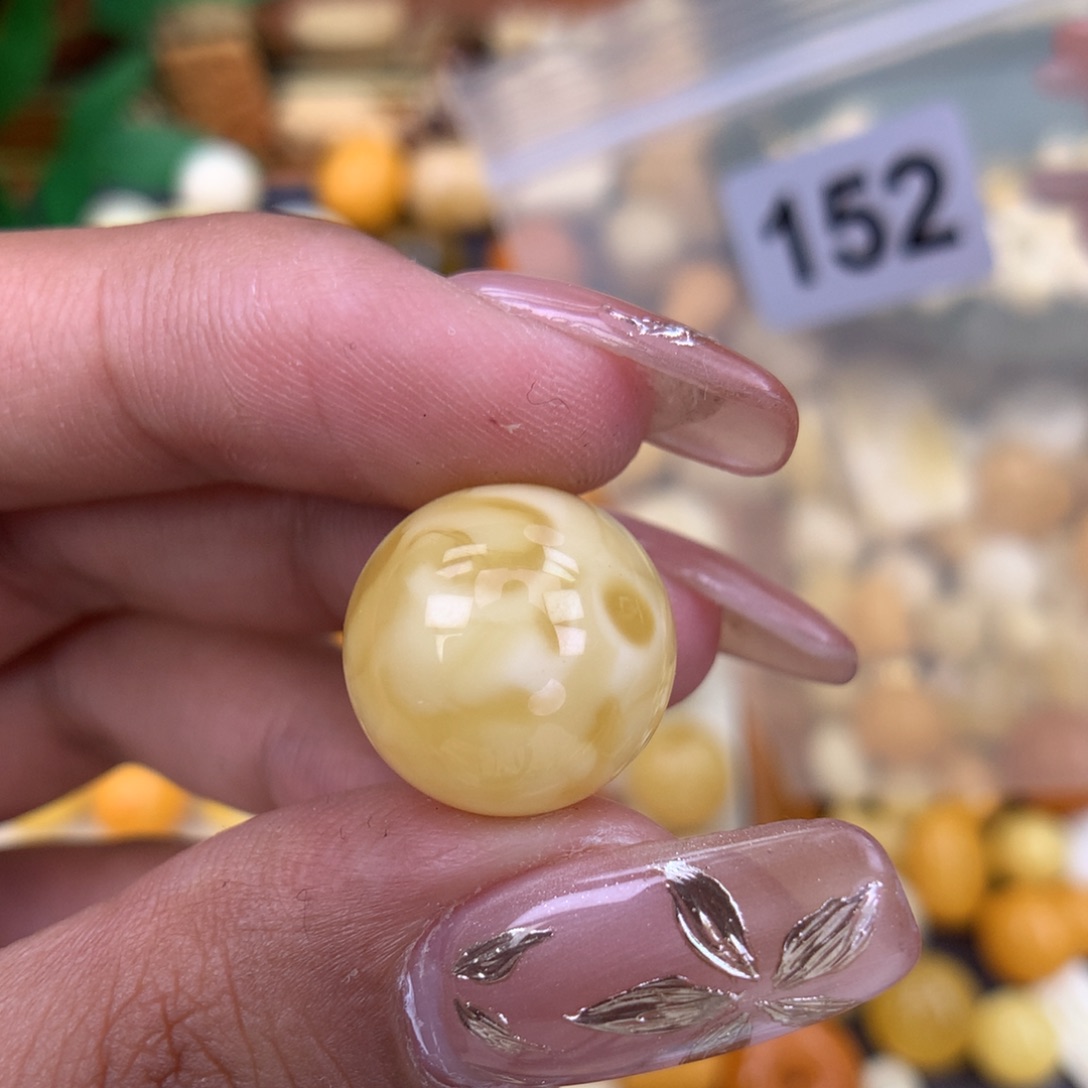 琥珀珠宝奇石未镶嵌15.6