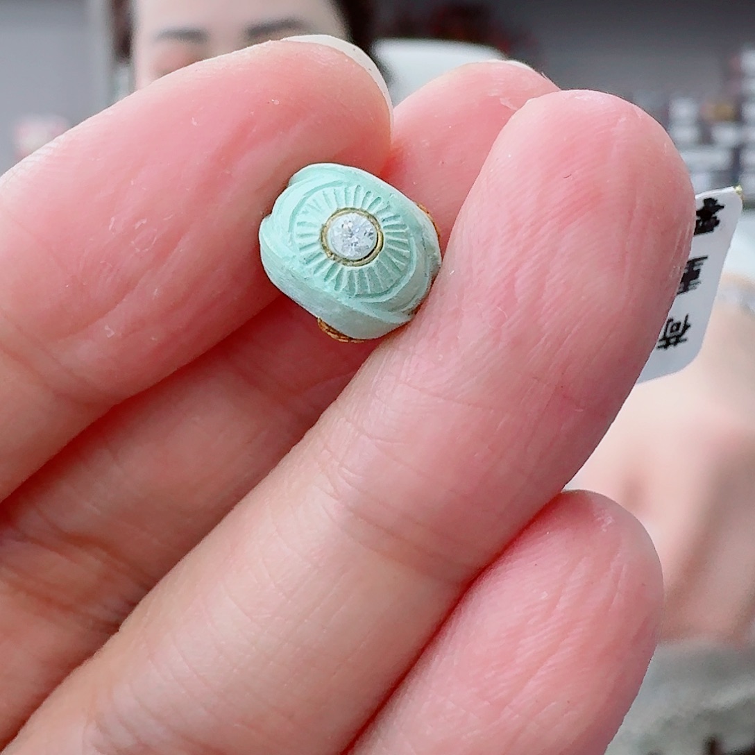 未镶嵌绿松石珠宝奇石