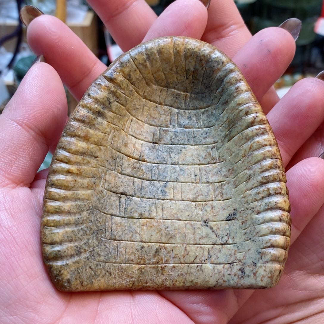 透闪石质玉手把未镶嵌