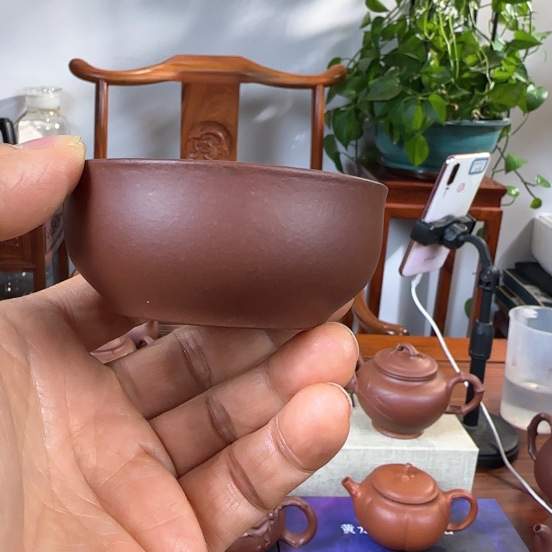 紫砂茶壶?**窗大口杯子