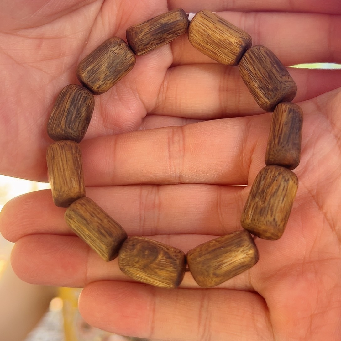 手串沉香陆河 树心油单圈 1.1