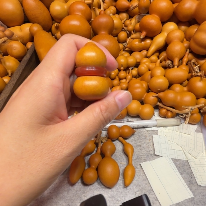 y***y歪歪的一把套环葫芦