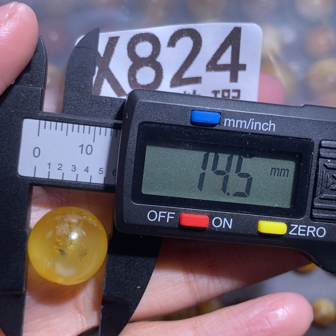 琥珀未镶嵌裸石未镶嵌