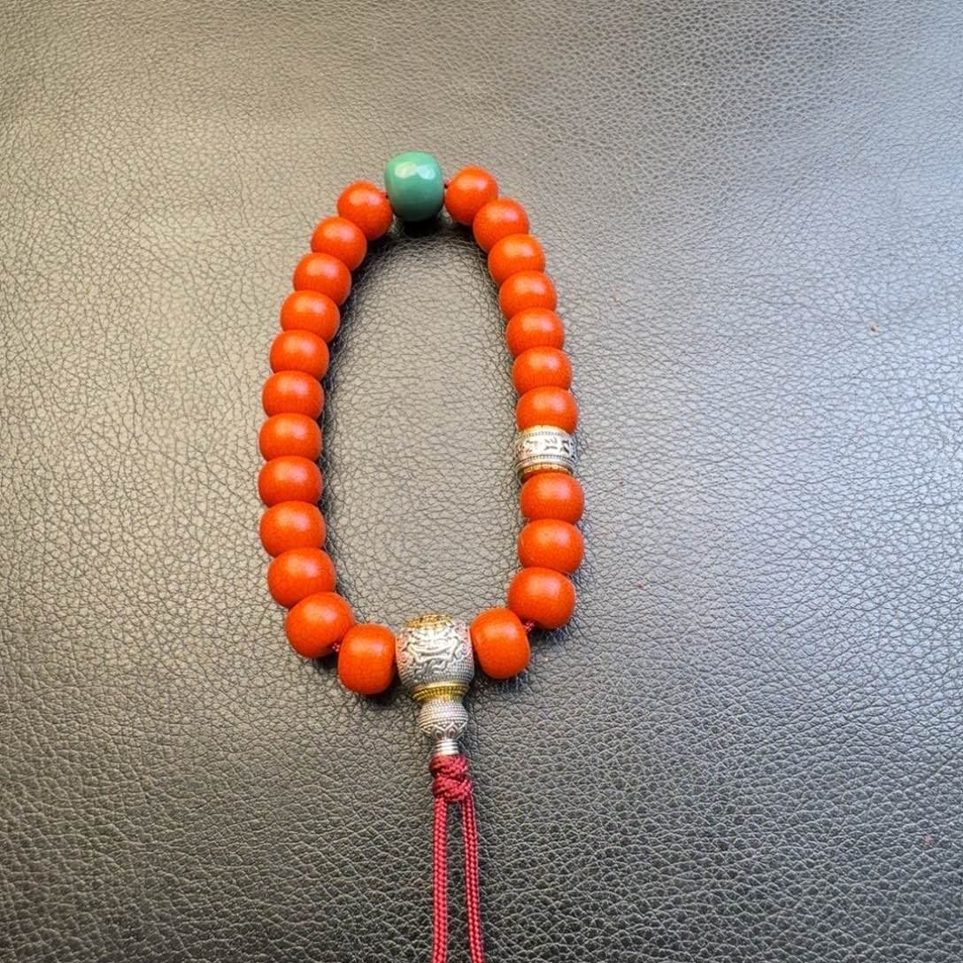 独***雪香榧木菩提根手持