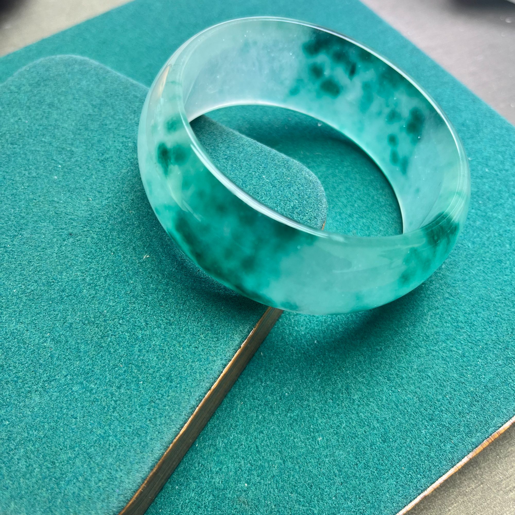 主播推荐手镯 飘蓝花大宽轮胎手镯A1619