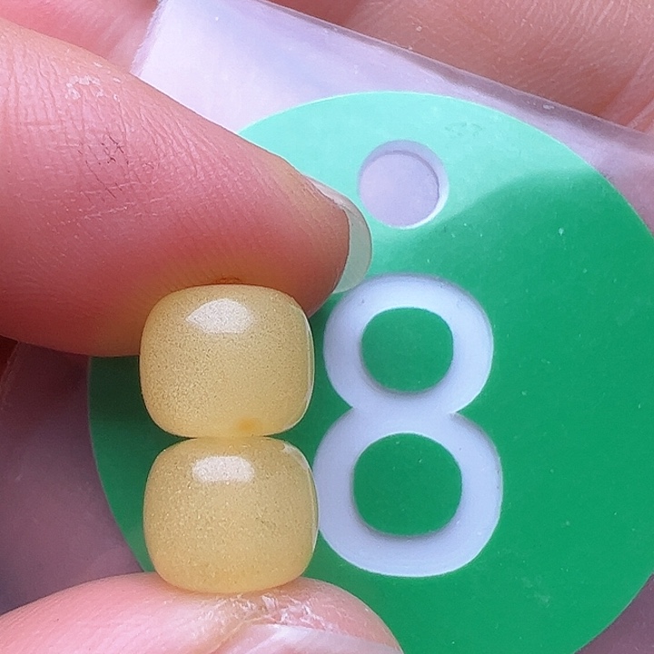 蜜蜡裸石未镶嵌金沙8m m