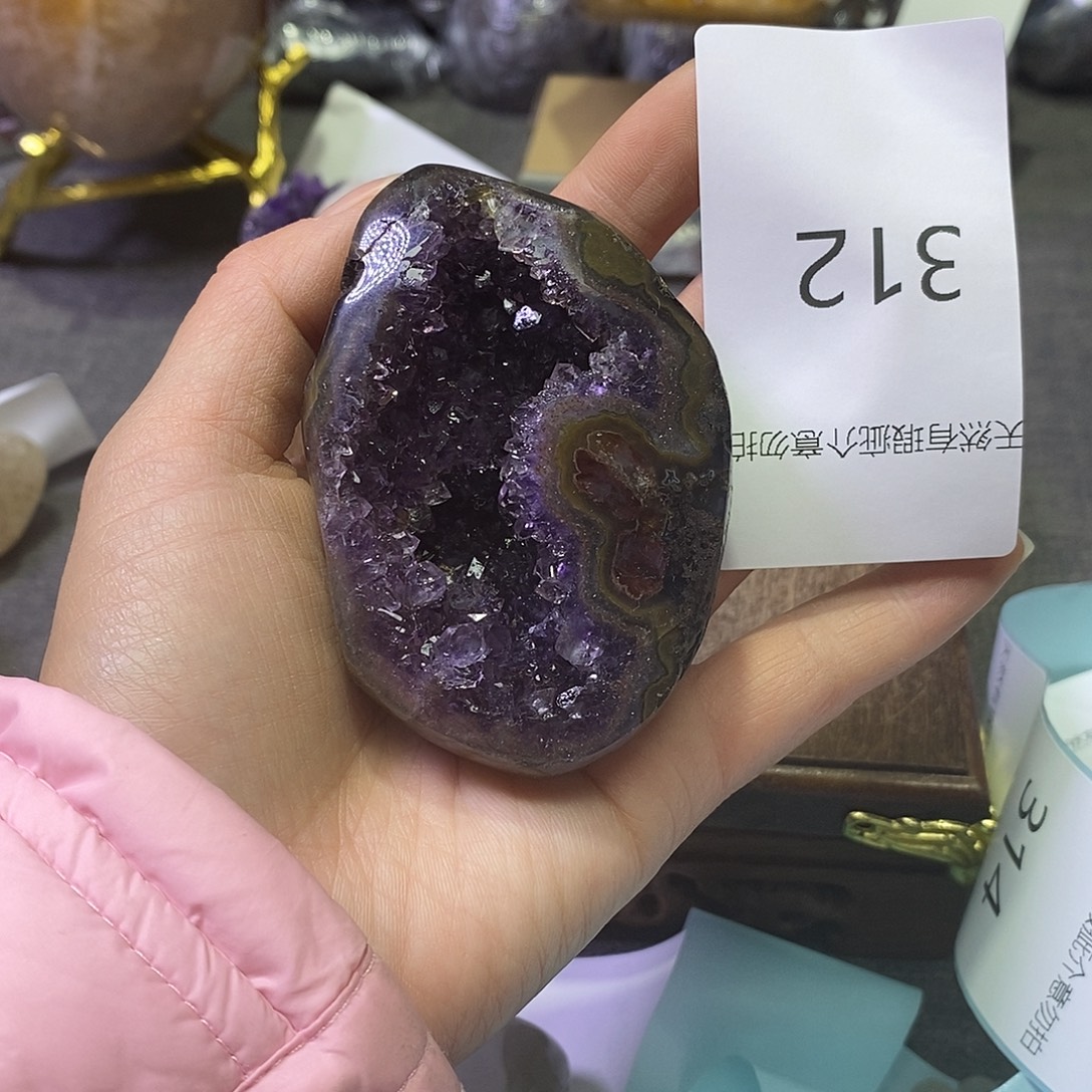 未镶嵌紫晶珠宝半成品