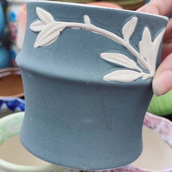 多肉绿植陶瓷花盆9.9包邮，有孔