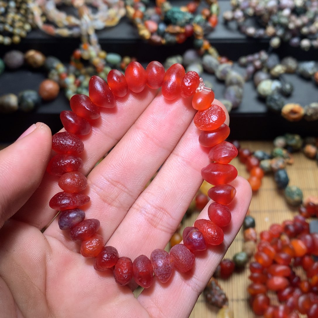 茹***亦玛瑙/玉髓合金阿拉善戈壁玛瑙