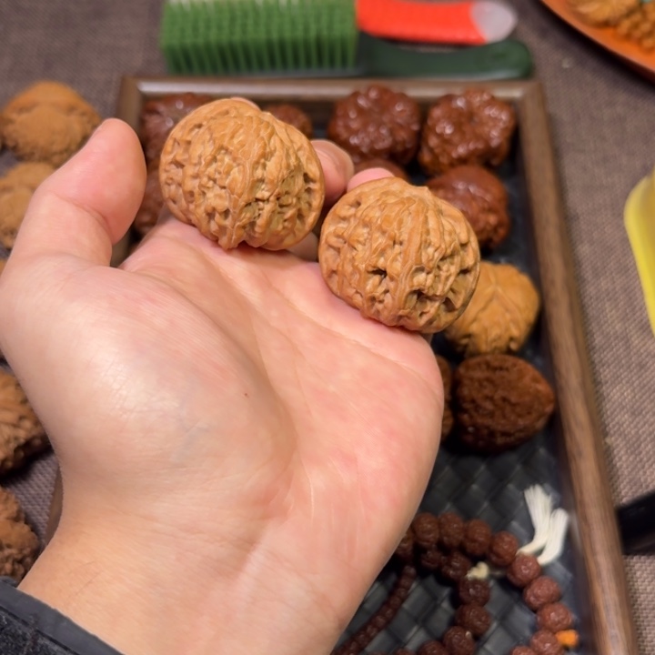 吊坠文玩核桃红皮全品磨盘