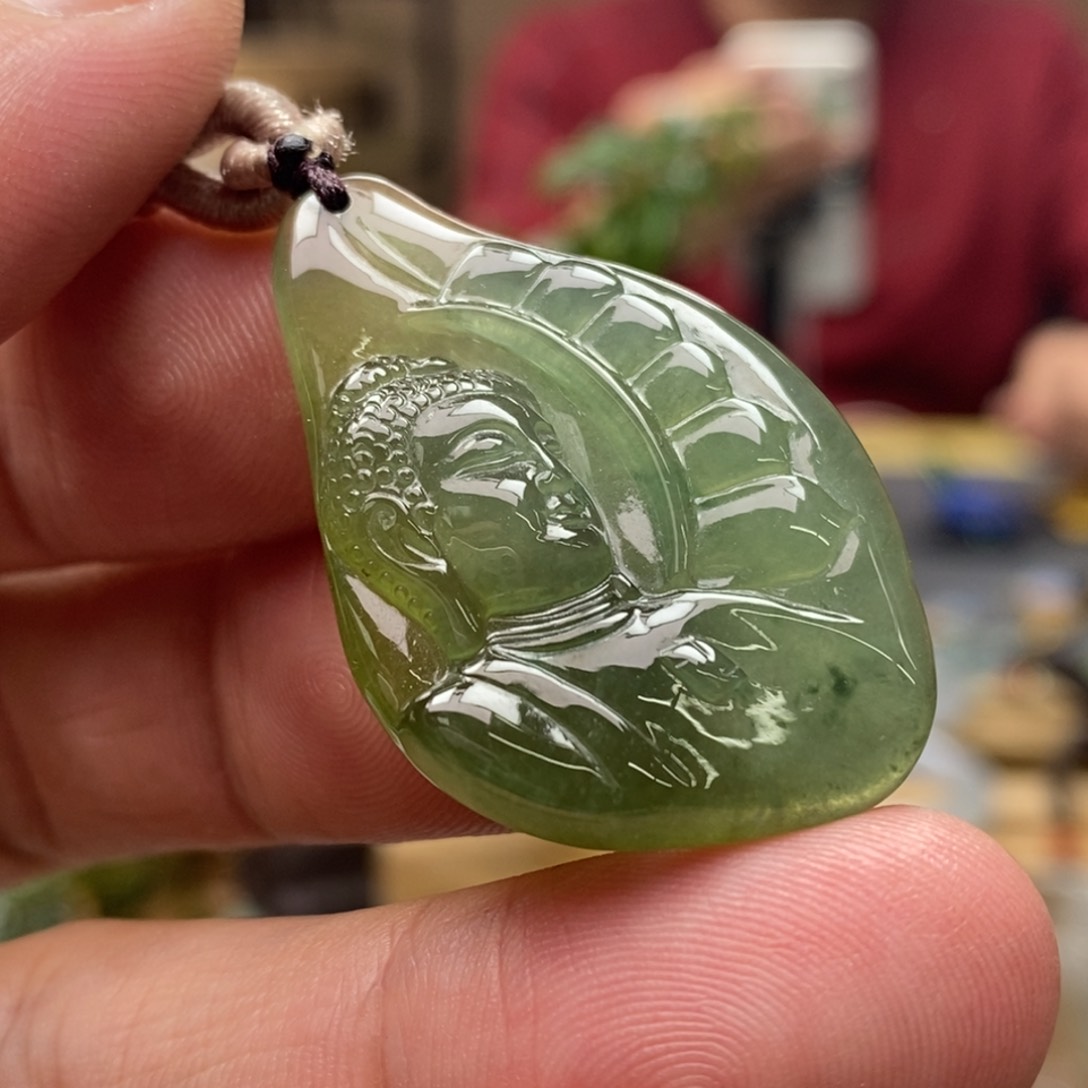 翡翠颈饰未镶嵌挂件