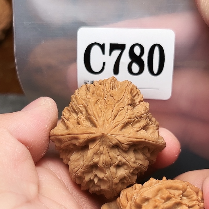 吊坠文玩核桃42野牛