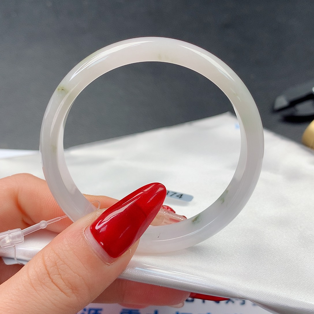 翡翠手镯未镶嵌37正50.5