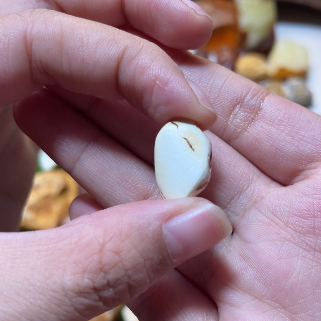 定制琥珀天然原矿