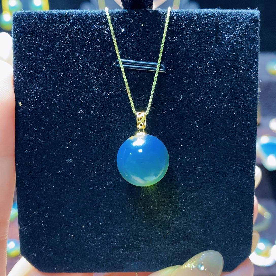 蓝珀颈饰18K金镶嵌吊坠13m