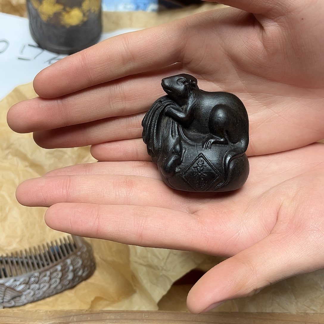 大叶紫檀（黑酸枝木类）