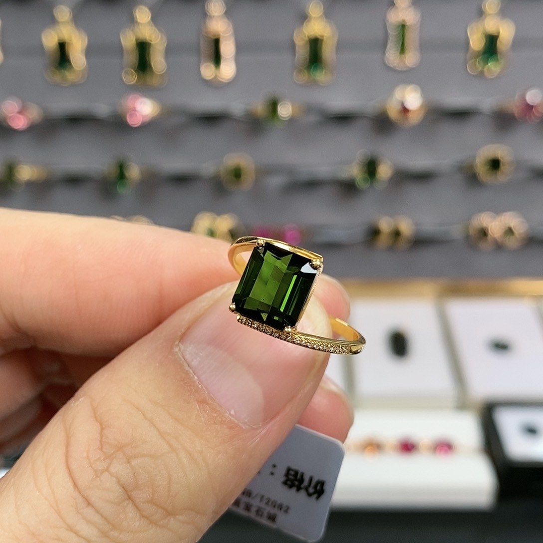 碧玺戒指18K金镶嵌天然