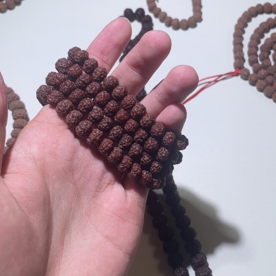 朋***金刚菩提吊坠飞碟梅花