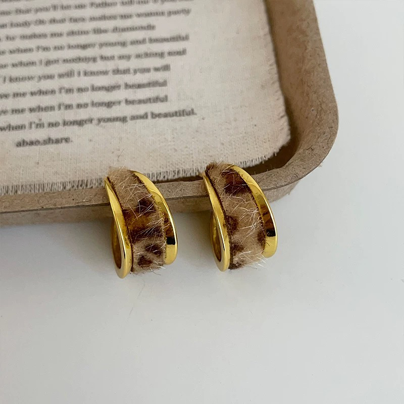 铜合金耳饰 【豹纹c】精致毛质简约洋气百搭高端小众耳钉 A161