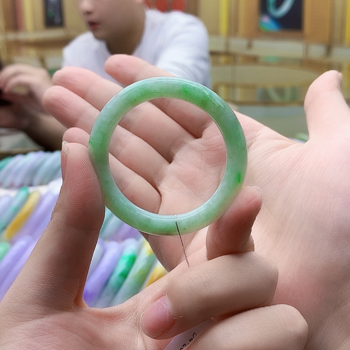 ****己翡翠未镶嵌手镯00009778900000