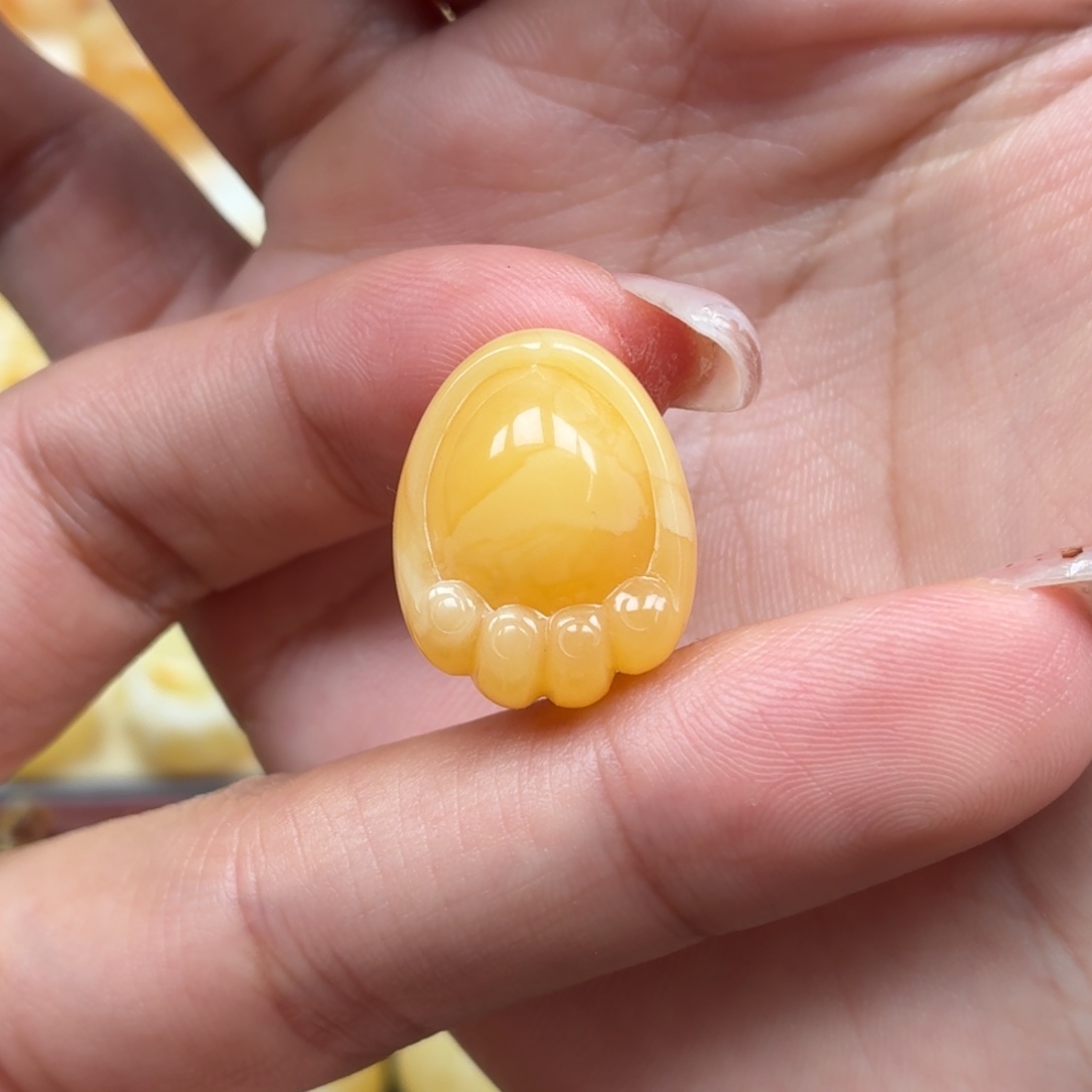琥珀未镶嵌裸石蜜蜡