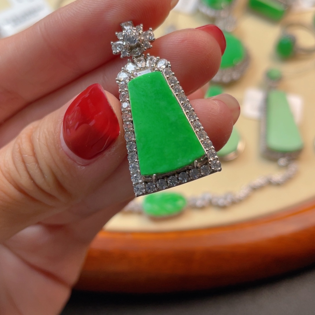 翡翠吊坠(不含链)银S925镶嵌