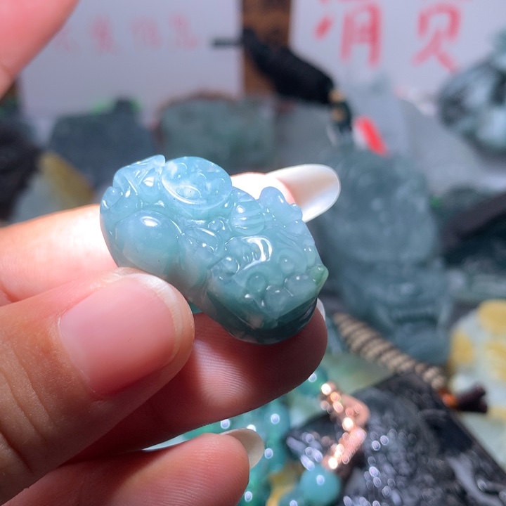 翡翠颈饰未镶嵌保真天然A货翡翠
