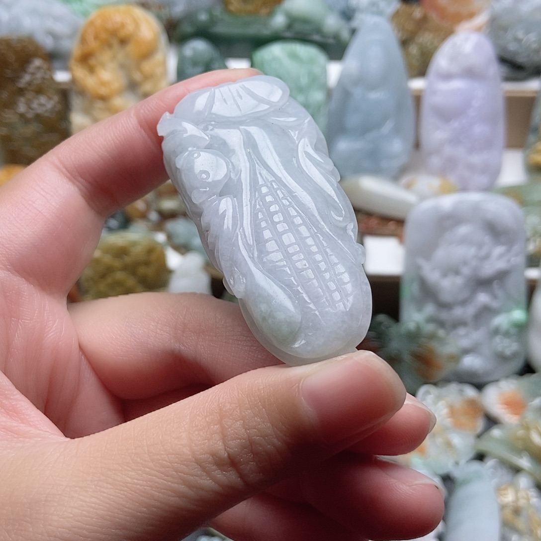 翡翠未镶嵌颈饰翡翠