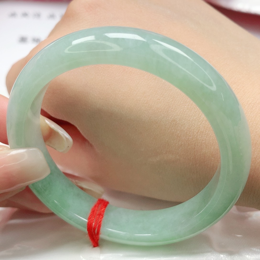 【闪购商品】翡翠手镯未镶嵌缅甸天然A货翡翠