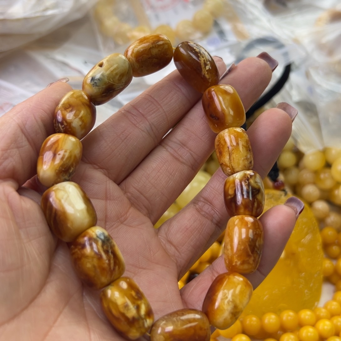 琥珀珠宝奇石未镶嵌