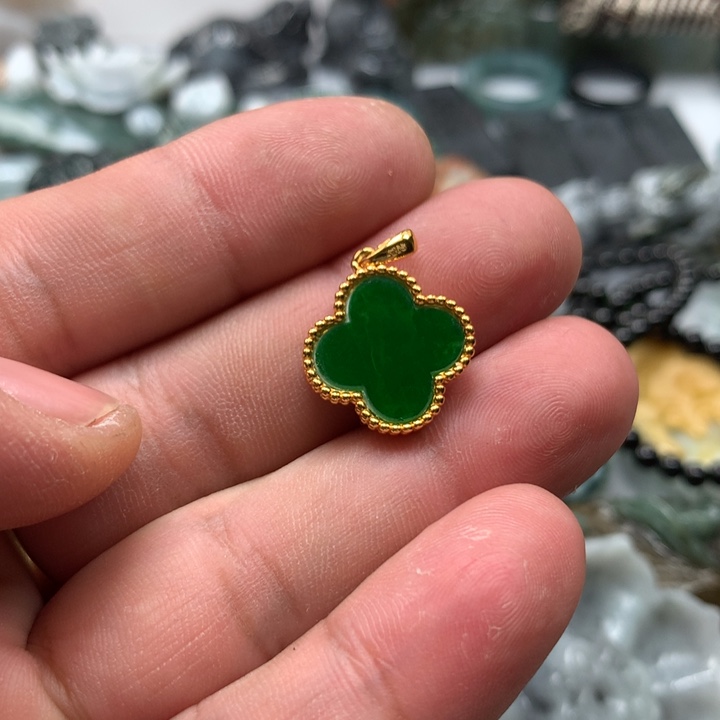 翡翠颈饰未镶嵌保真天然A货翡翠