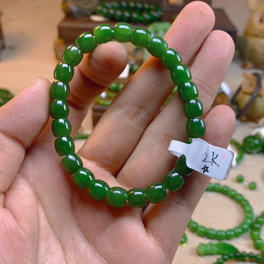 和田玉颈饰未镶嵌夏*天