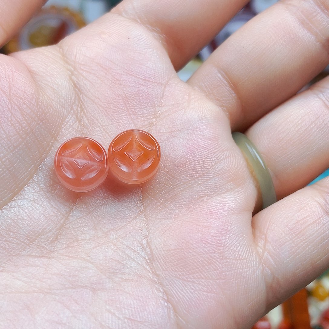 南红玛瑙挂件未镶嵌发一对