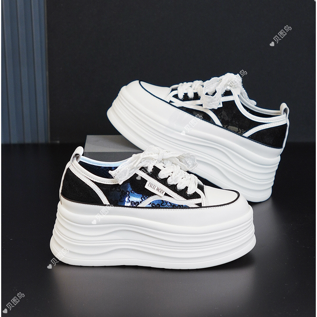 2025新款厚底小白鞋女舒适百搭休闲运动鞋小个增高面包鞋zlq