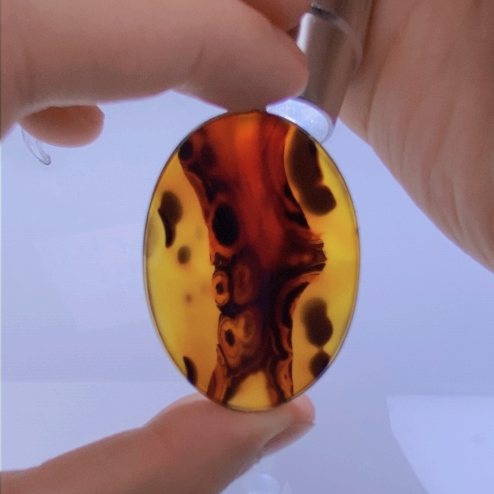 玛瑙/玉髓颈饰未镶嵌