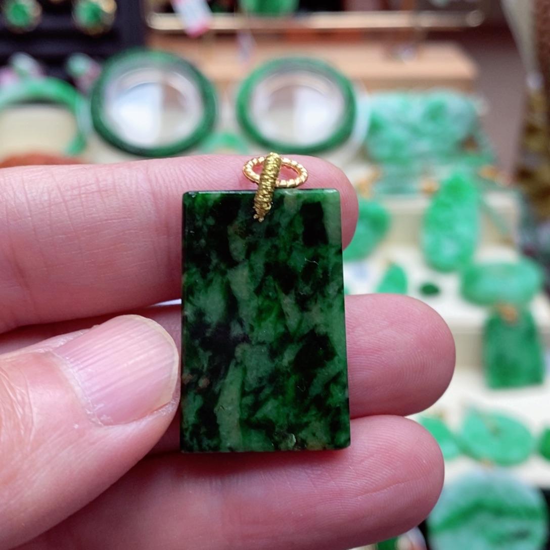 颈饰未镶嵌翡翠翡翠吊坠（默认微瑕）