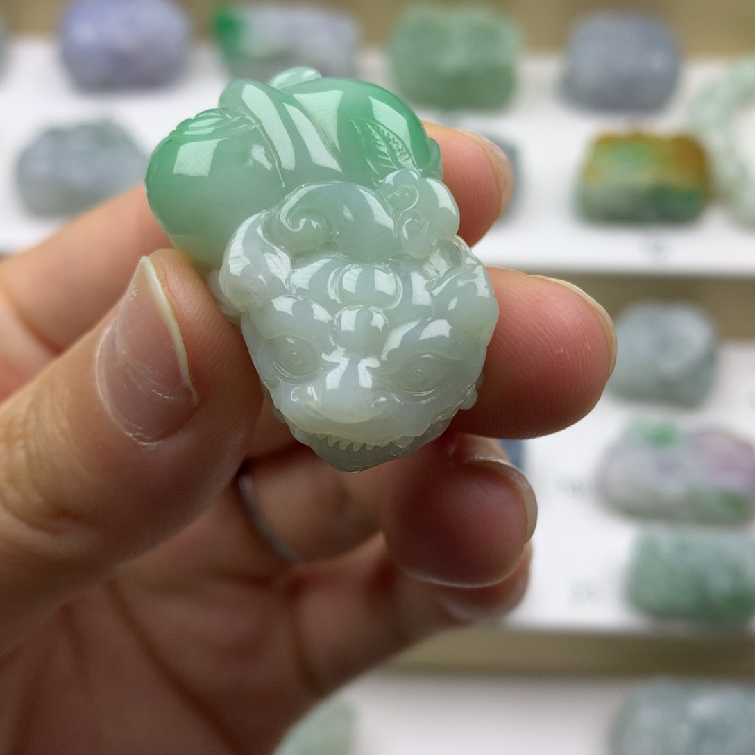 翡翠未镶嵌吊坠(不含链)天然缅甸翡翠貔貅吊坠