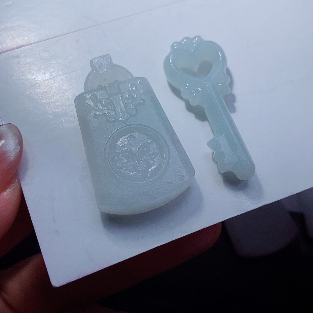 未镶嵌定制翡翠翡翠