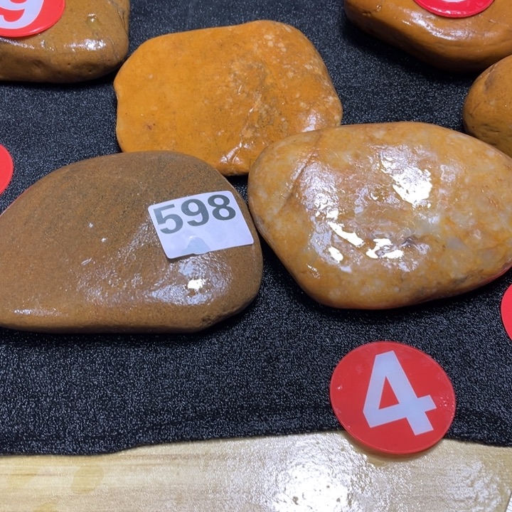 女***皇香榧木木头人和俄褪军人们