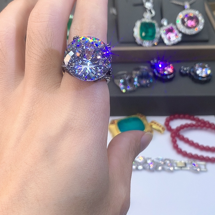 非金属65白色。        