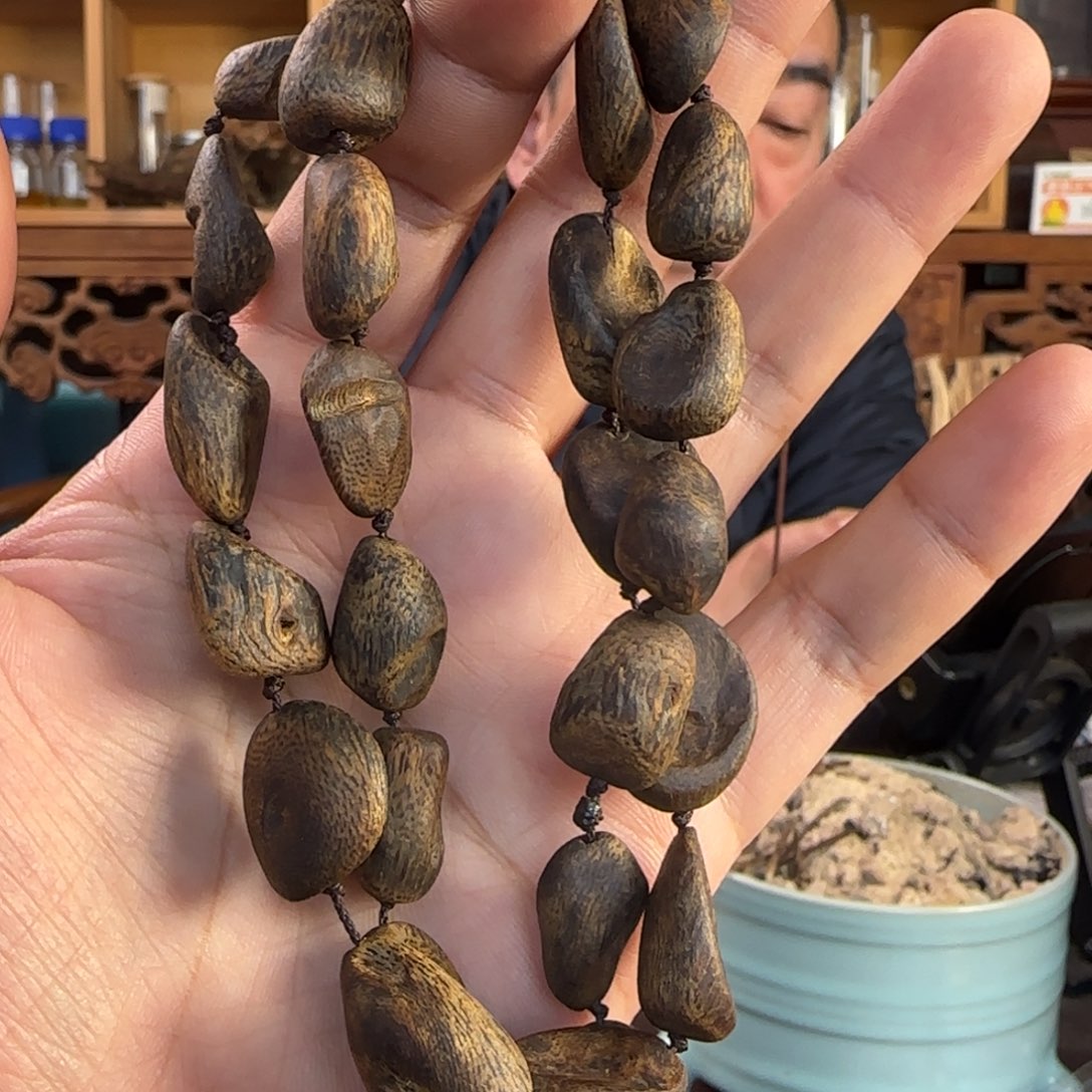 沉香手串奇楠沉水留疤40克