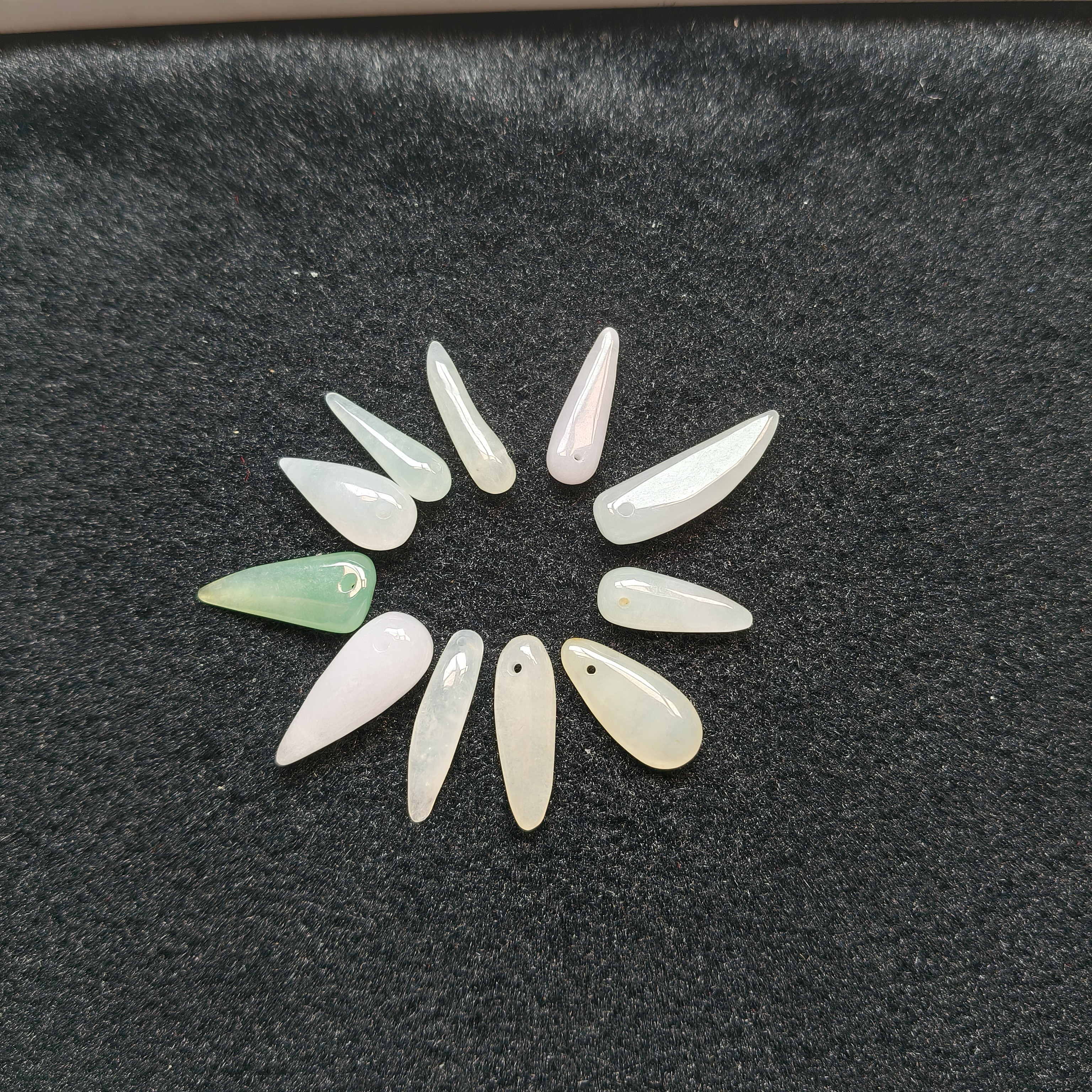 天然缅甸翡翠A货私人定制纯手工设计雕刻