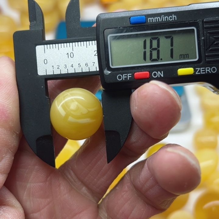 琥珀（矿物珀）裸石未镶嵌m**e