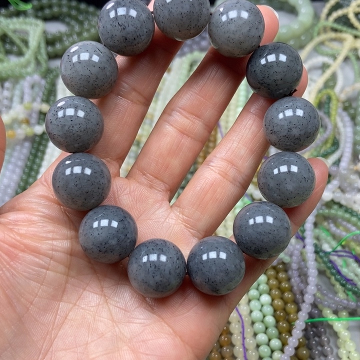 @***川和田玉未镶嵌手链18