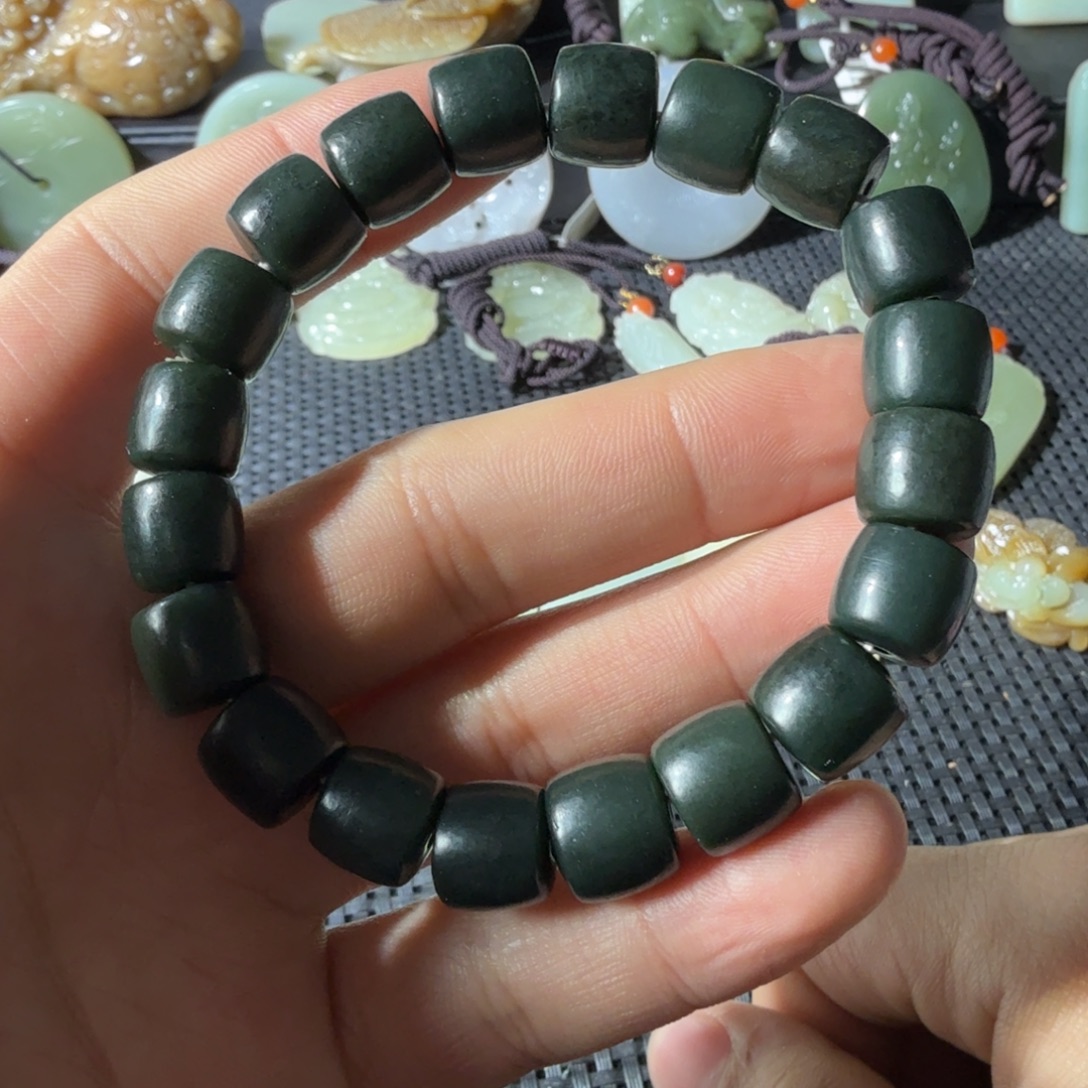 和田玉未镶嵌手链