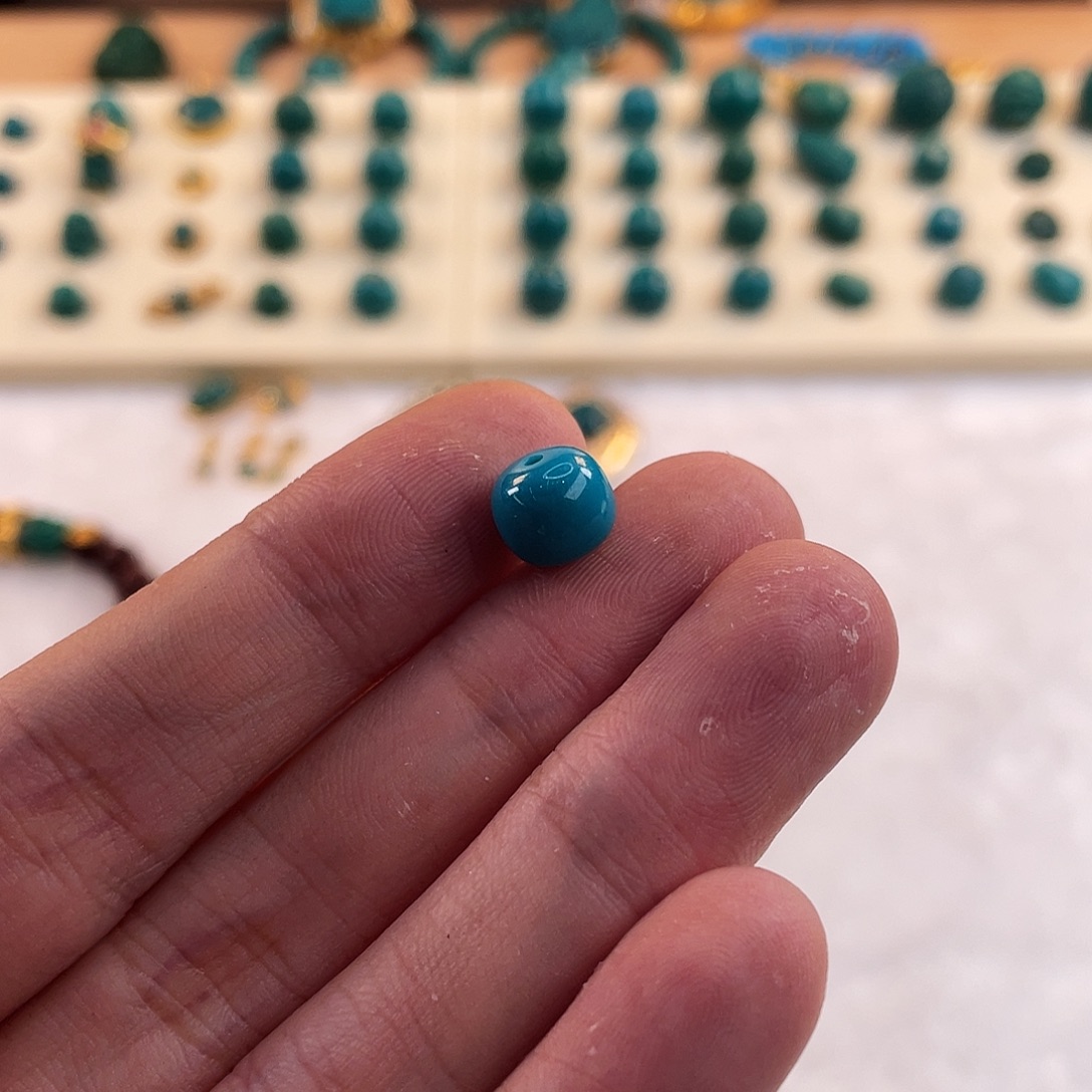 绿松石未镶嵌耳饰