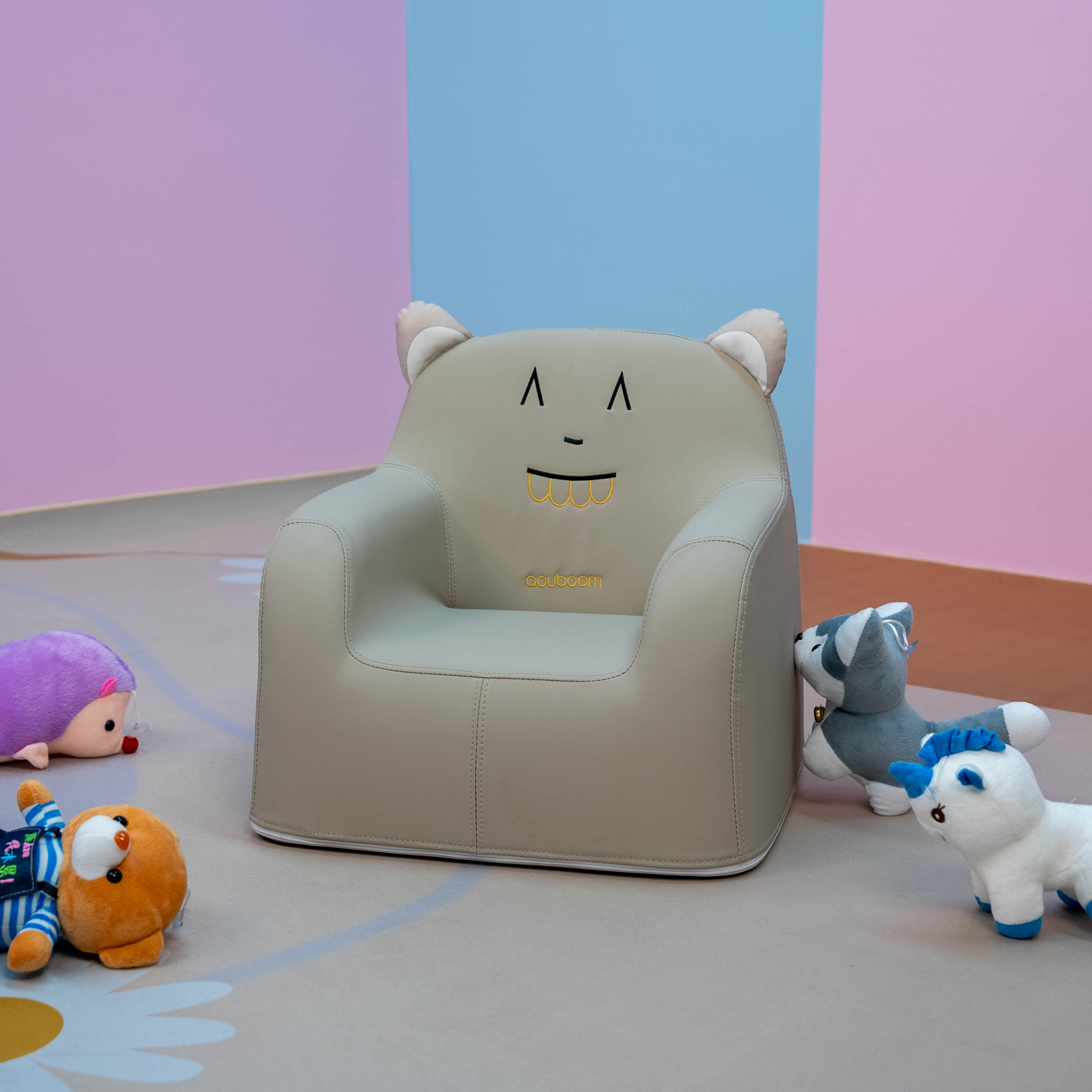 坐姿侠凳子儿童沙发兔兔创意卡通椅子可爱女孩男孩旋转移动现代