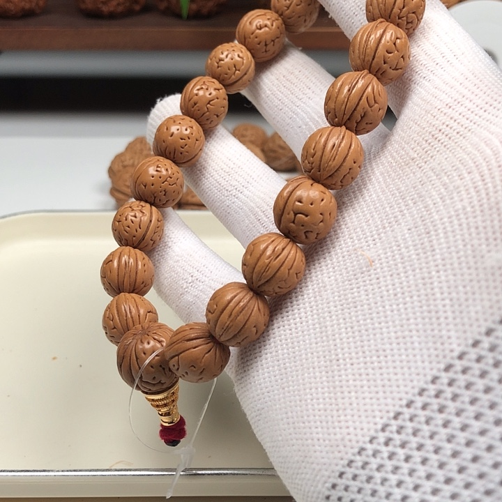 桃核手串拍22.222222