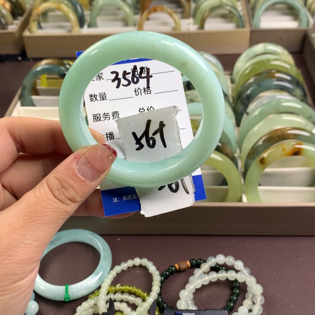 蛇纹石玉手镯未镶嵌3564
